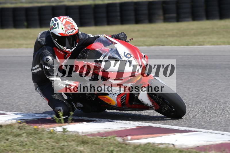 /Archiv-2025/49 26.08.2025 Cornu Master School ADR/rot-rouge/76